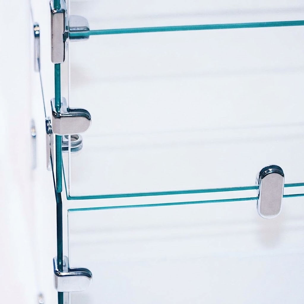 Countertop Tempered Glass Cubie Display Case with 3 Shelves & Chrome Connectors