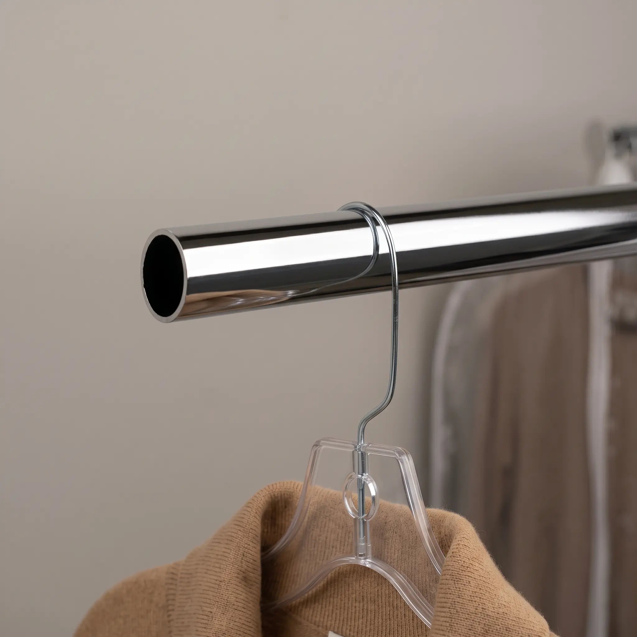 4' Chrome Round Tubing Hangrail (1-1/4" Diameter) for Retail Display Austin Store Fixtures