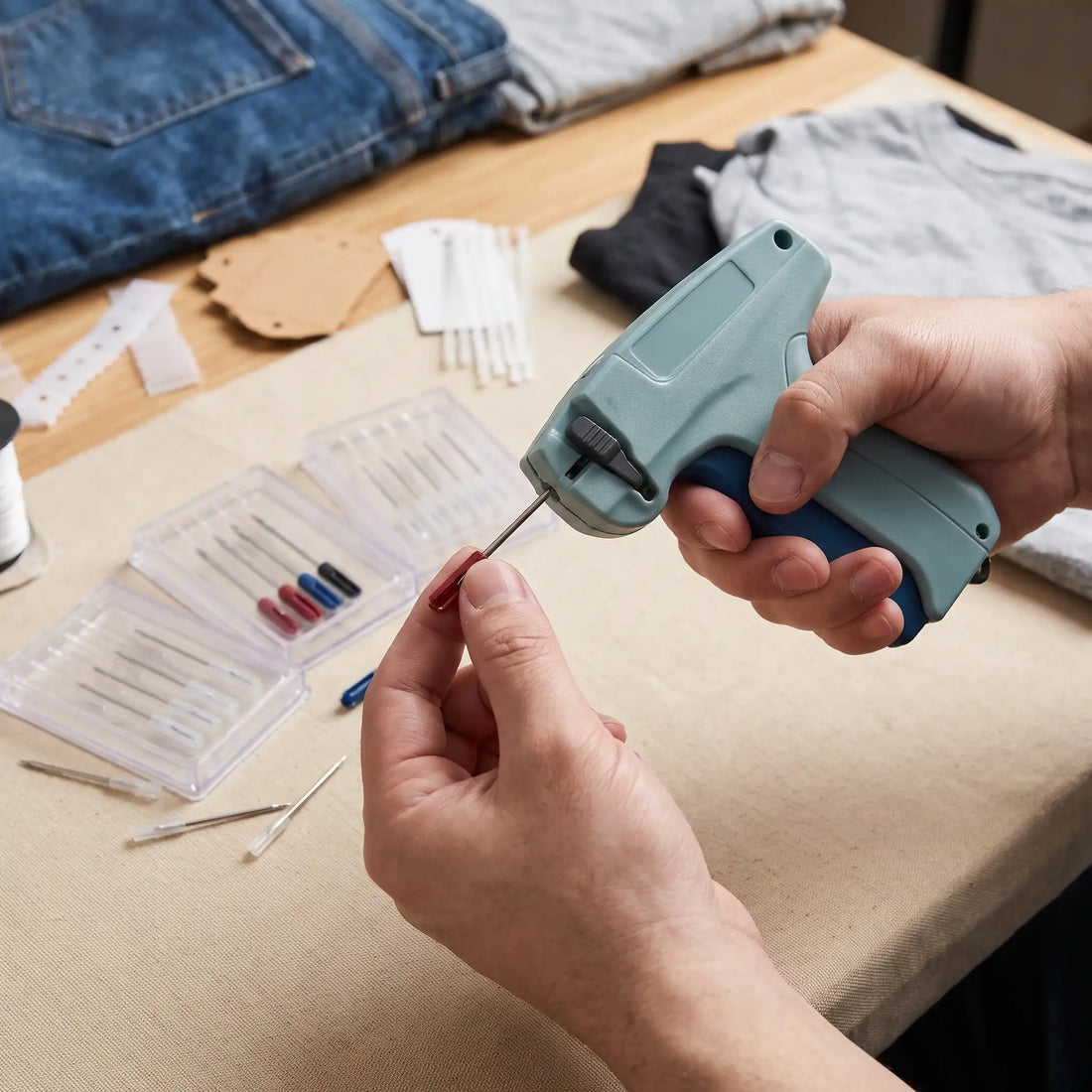 Replacement Tagging Gun Needles – Standard & Fine Fabric Options