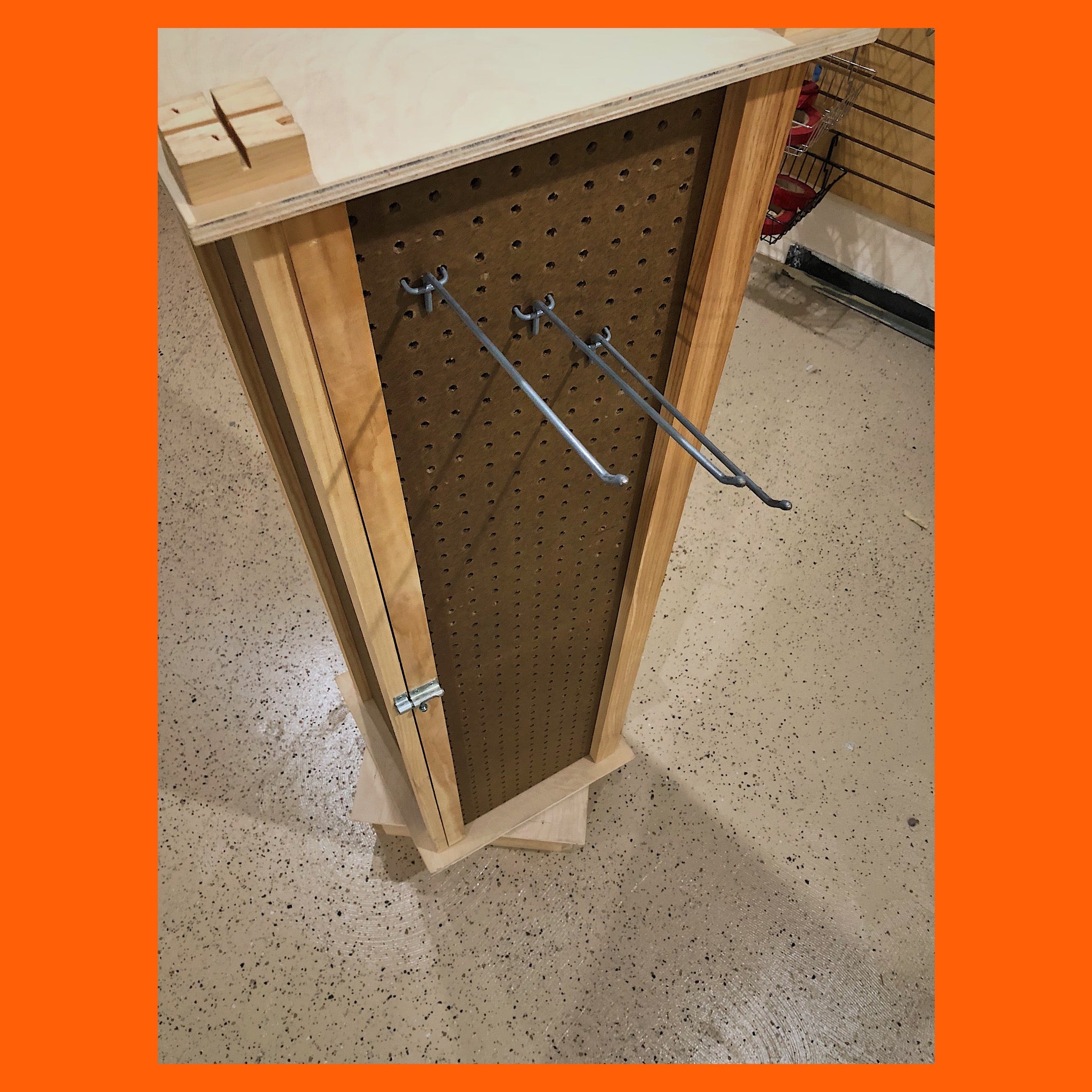 SPINNER PEGBOARD MERCHANDISER ASF