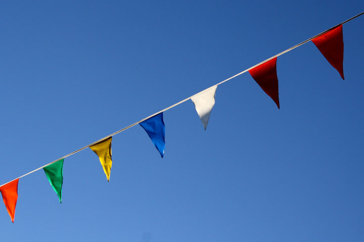 PENNANT FLAG AUSTIN STORE FIXTURES